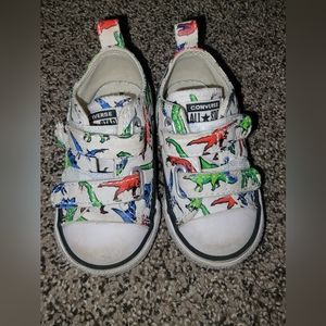 Converse chuck taylors